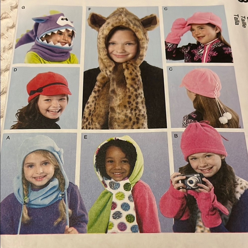 McCall's Fashion Accessories Pattern - Picture 3 of 6